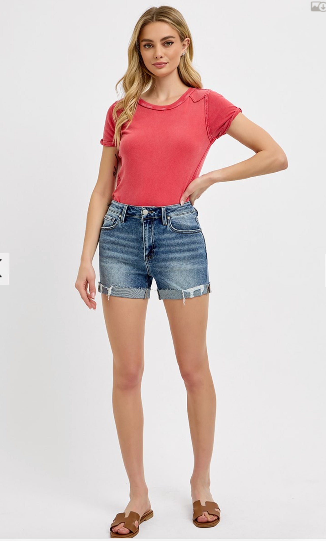 The Mia Short